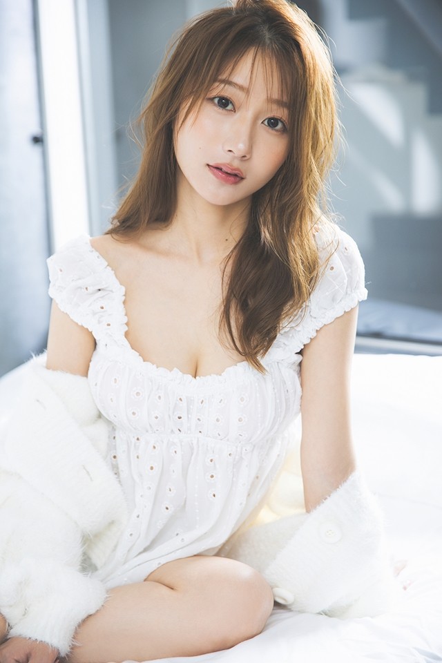 結城 あきプロフィール写真13
